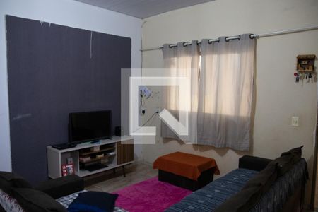 Sala de casa à venda com 3 quartos, 240m² em Parque Tremendao, Goiânia