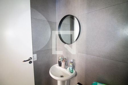 Banheiro da Suíte de apartamento para alugar com 1 quarto, 29m² em Vila das Belezas, São Paulo