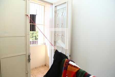 Segundo quarto do andar superior de casa para alugar com 2 quartos, 75m² em Parque Atheneu, Goiânia