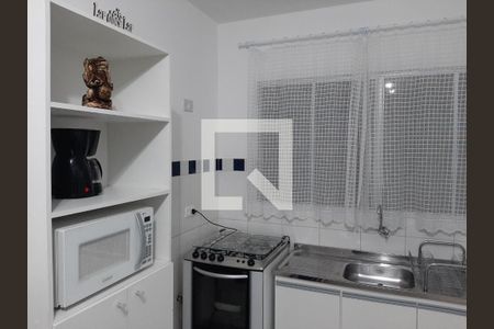 Cozinha de apartamento para alugar com 1 quarto, 35m² em Portão, Curitiba