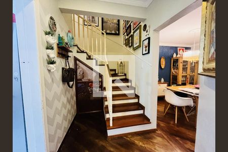 Corredor de casa à venda com 3 quartos, 115m² em Nova Petrópolis, São Bernardo do Campo