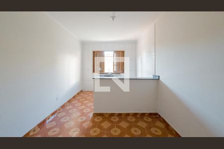 Sala/Cozinha de casa para alugar com 2 quartos, 97m² em Jardim Três Marias, São Paulo