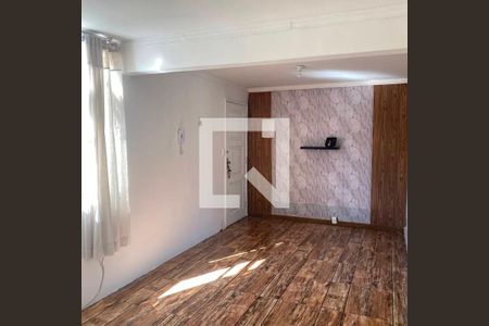 Sala de apartamento para alugar com 1 quarto, 42m² em Brás de Pina, Rio de Janeiro