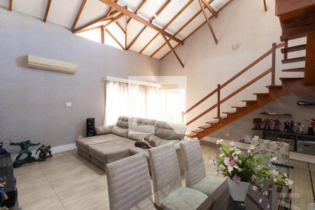 Casa à venda com 4 quartos, 240m² em Horto Florestal, São Paulo