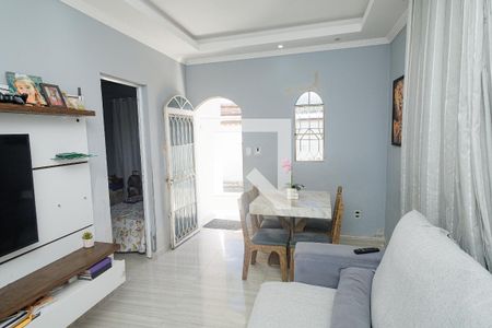 Sala de casa à venda com 3 quartos, 250m² em Campo Grande, Rio de Janeiro