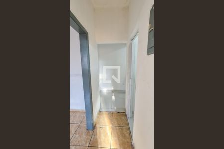 Corredor de apartamento para alugar com 1 quarto, 70m² em Ramos, Rio de Janeiro