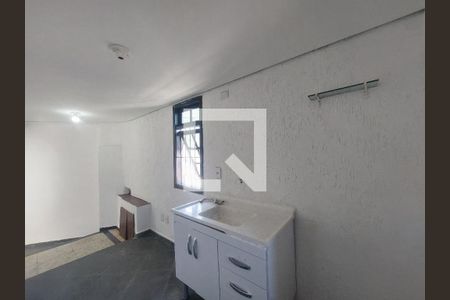 Cozinha de casa para alugar com 1 quarto, 30m² em Praça Joaniza, São Paulo