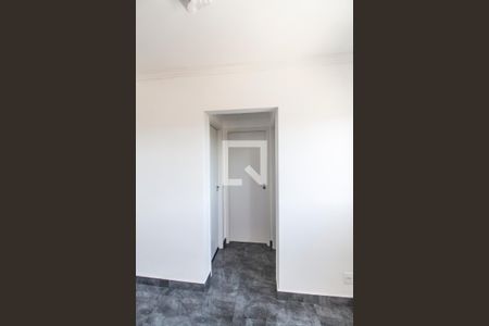 Corredor de apartamento para alugar com 2 quartos, 35m² em Vila Sul Americana, Carapicuíba