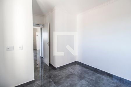 Quarto 1 de apartamento para alugar com 2 quartos, 35m² em Vila Sul Americana, Carapicuíba