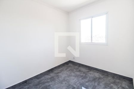Quarto 1 de apartamento para alugar com 2 quartos, 35m² em Vila Sul Americana, Carapicuíba