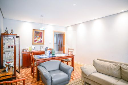 Sala de casa à venda com 3 quartos, 184m² em Vila Gumercindo, São Paulo