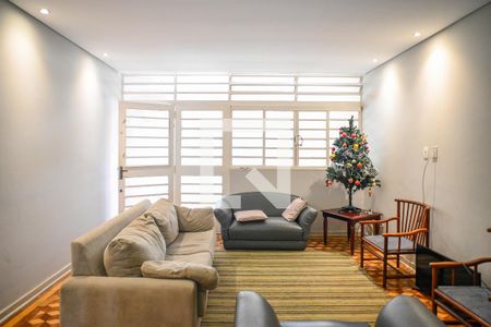 Sala de casa à venda com 3 quartos, 184m² em Vila Gumercindo, São Paulo