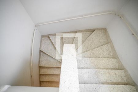 Escada de casa à venda com 3 quartos, 184m² em Vila Gumercindo, São Paulo