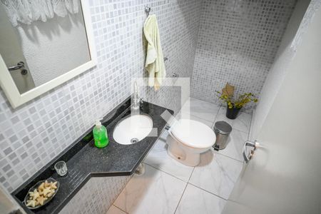 Lavabo de casa à venda com 3 quartos, 184m² em Vila Gumercindo, São Paulo