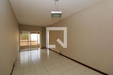 Sala de apartamento para alugar com 3 quartos, 75m² em Jardim Placaford, Salvador