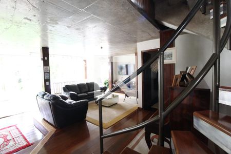 Sala de casa para alugar com 5 quartos, 600m² em Cidade Jardim, Uberlândia