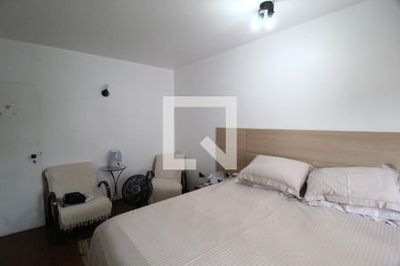 Quarto 1 - Suíte de casa para alugar com 5 quartos, 600m² em Cidade Jardim, Uberlândia