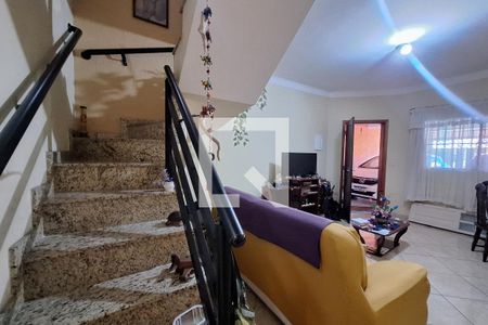 Sala  de casa à venda com 3 quartos, 189m² em Parque Itrapoã, Santo André