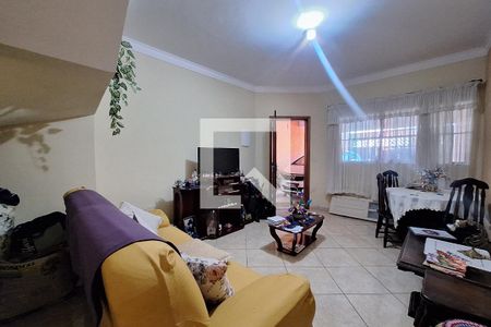 Sala  de casa à venda com 3 quartos, 189m² em Parque Itrapoã, Santo André