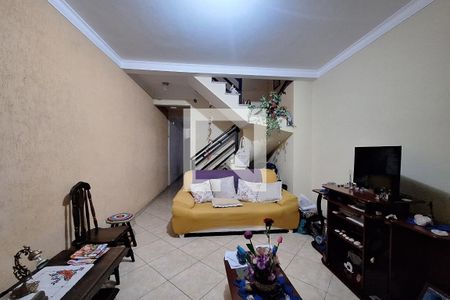 Sala  de casa à venda com 3 quartos, 189m² em Parque Itrapoã, Santo André