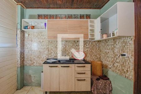 Cozinha de casa à venda com 2 quartos, 50m² em Mário Quintana, Porto Alegre