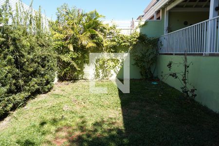 Varanda de casa de condomínio para alugar com 3 quartos, 150m² em Jardim Bandeirantes, São Carlos