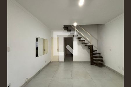 Sala de casa para alugar com 2 quartos, 130m² em Mirandópolis, São Paulo