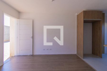 Sala de casa de condomínio para alugar com 2 quartos, 48m² em Chácara Ondas Verdes, Cotia
