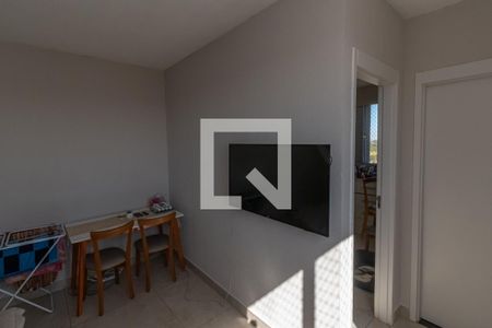 Sala de Estar/Jantar de apartamento para alugar com 2 quartos, 44m² em Loteamento Jardim das Estâncias, Sumaré