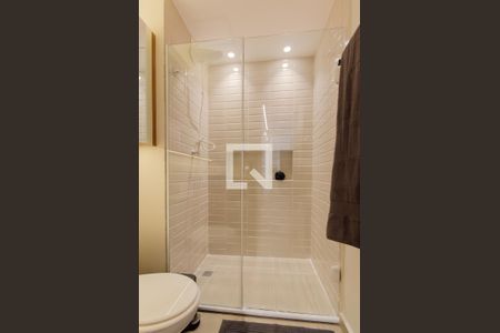 Banheiro de kitnet/studio para alugar com 1 quarto, 32m² em Vila Mariana, São Paulo