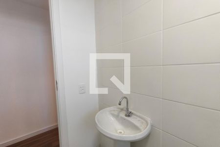 Banheiro de apartamento à venda com 2 quartos, 44m² em Vila Palacios, Campinas