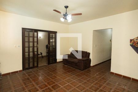 Casa à venda com 3 quartos, 400m² em Campo Grande, Rio de Janeiro