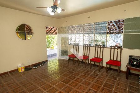 Casa à venda com 3 quartos, 400m² em Campo Grande, Rio de Janeiro