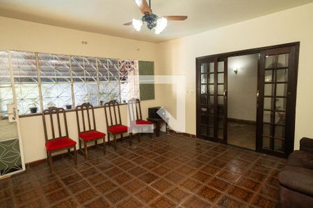 Casa à venda com 3 quartos, 400m² em Campo Grande, Rio de Janeiro