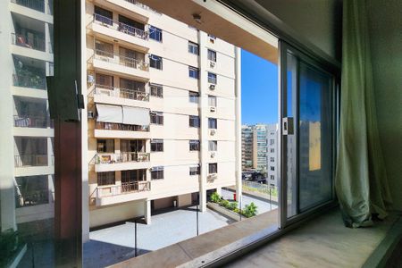 Vista do Quarto 1 de apartamento para alugar com 2 quartos, 57m² em Praça da Bandeira, Rio de Janeiro