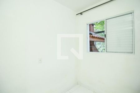 Quarto 1 de casa para alugar com 2 quartos, 65m² em Jardim Bandeirantes, São Paulo