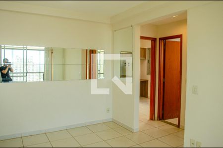 Sala de apartamento para alugar com 2 quartos, 65m² em Vila Jaragua, Goiânia