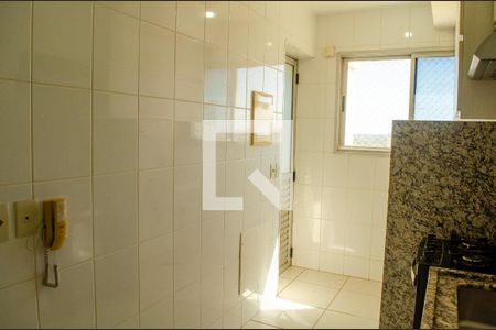 Cozinha de apartamento para alugar com 2 quartos, 65m² em Vila Jaragua, Goiânia
