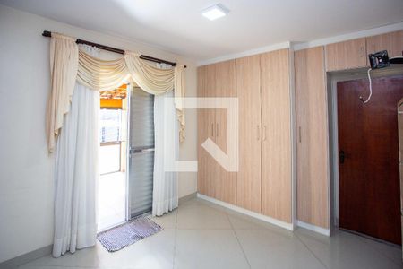 Quarto Suíte de casa para alugar com 3 quartos, 150m² em Taboão, Diadema