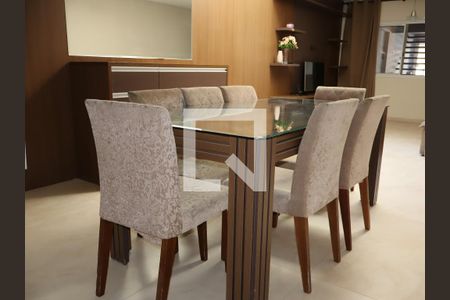 Sala de casa à venda com 3 quartos, 152m² em Vila Rica, São Paulo