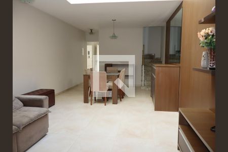 Sala de casa à venda com 3 quartos, 152m² em Vila Rica, São Paulo