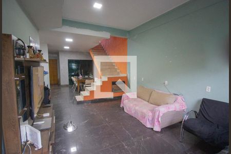 Casa à venda com 4 quartos, 180m² em Qnp 26, Brasília