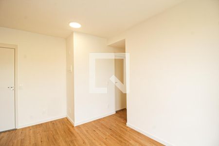 Sala de apartamento para alugar com 2 quartos, 42m² em Vila Santa Edwiges, São Paulo