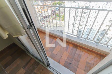 Apartamento para alugar com 3 quartos, 70m² em Vila Antonieta, São Paulo