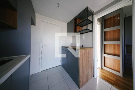 Sala/Cozinha e Área de Serviço de apartamento para alugar com 1 quarto, 29m² em Vila Ré, São Paulo