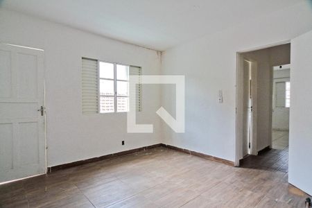 Quarto 1 de casa para alugar com 2 quartos, 150m² em Vila Santa Maria, São Paulo