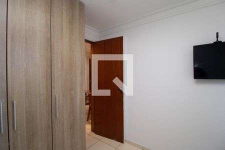 Quarto 1 de apartamento à venda com 2 quartos, 73m² em Vila Guedes, São Paulo
