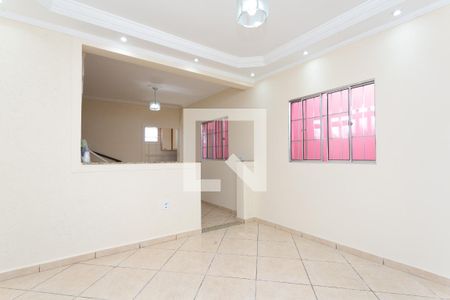 Sala  de casa de condomínio para alugar com 3 quartos, 320m² em Parque Savoy City, São Paulo