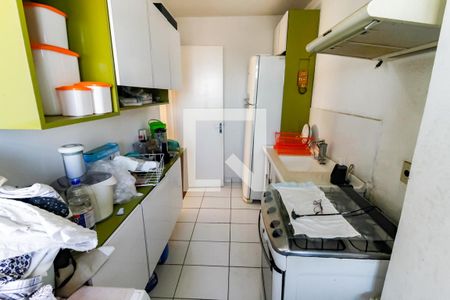 Cozinha  de apartamento à venda com 2 quartos, 56m² em Jardim Olinda, São Paulo