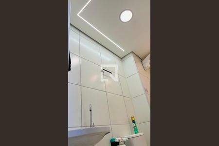 Banheiro de apartamento à venda com 2 quartos, 40m² em Vila Pirituba, São Paulo